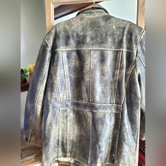 ❌️SOLD❌️ Vintage Distressed Leather Jacket - Picture 10 of 14